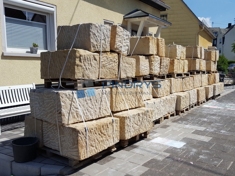 Sandstein Mauersteine gespalten, Sandsteinquader, Trocken